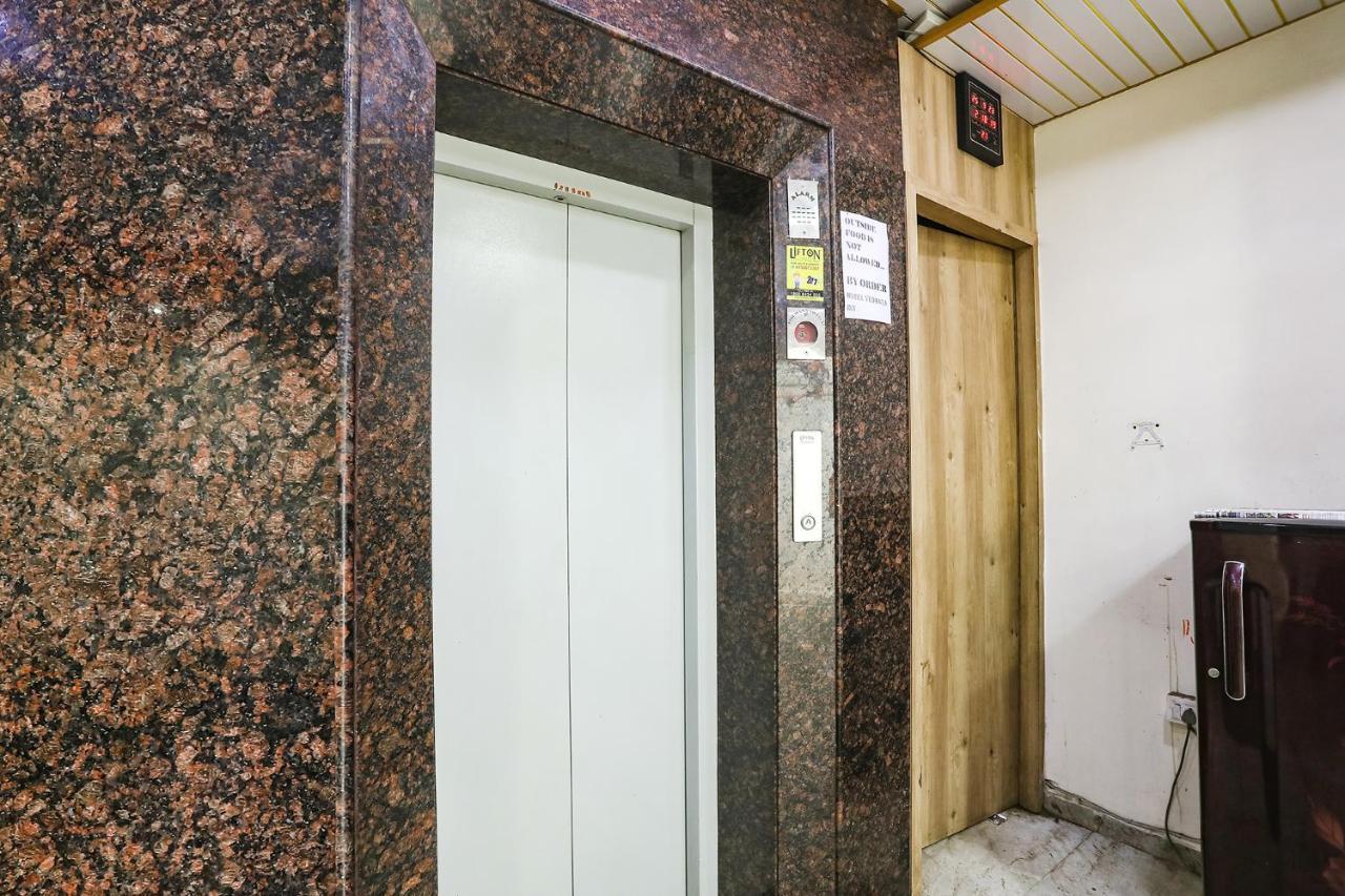 Fabhotel Vedanta Inn - Nr Sitabudli Fort ナーグプル エクステリア 写真