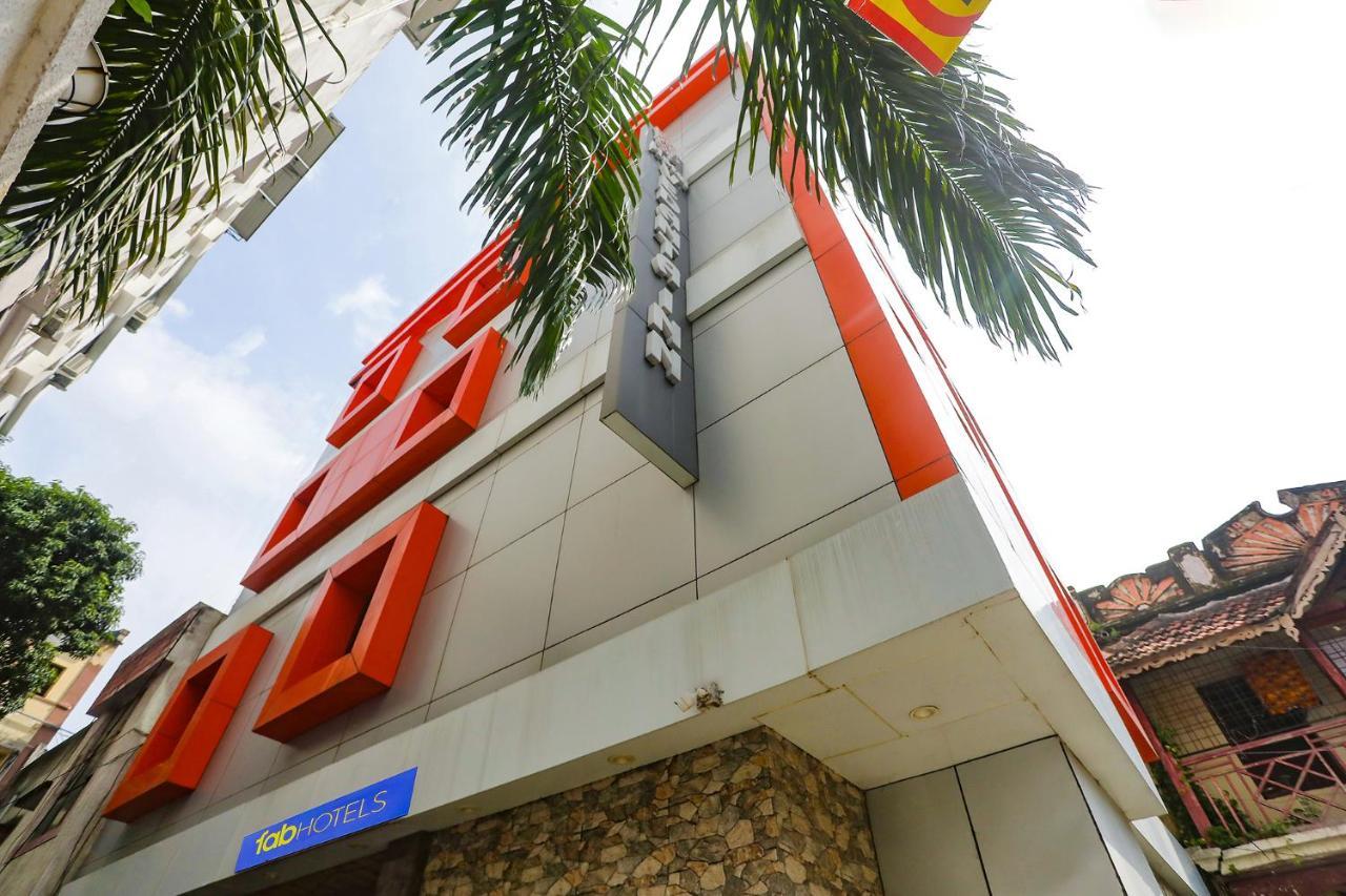 Fabhotel Vedanta Inn - Nr Sitabudli Fort ナーグプル エクステリア 写真