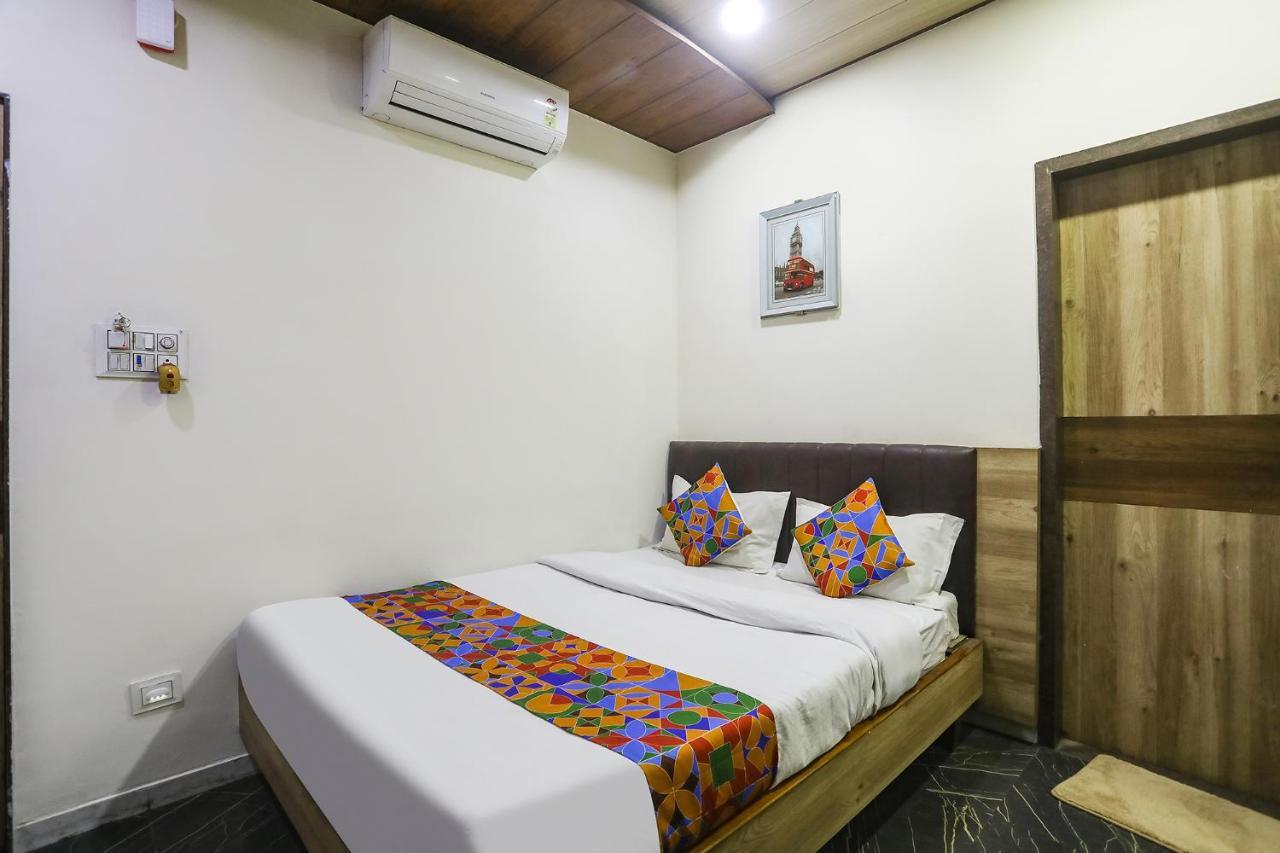 Fabhotel Vedanta Inn - Nr Sitabudli Fort ナーグプル エクステリア 写真