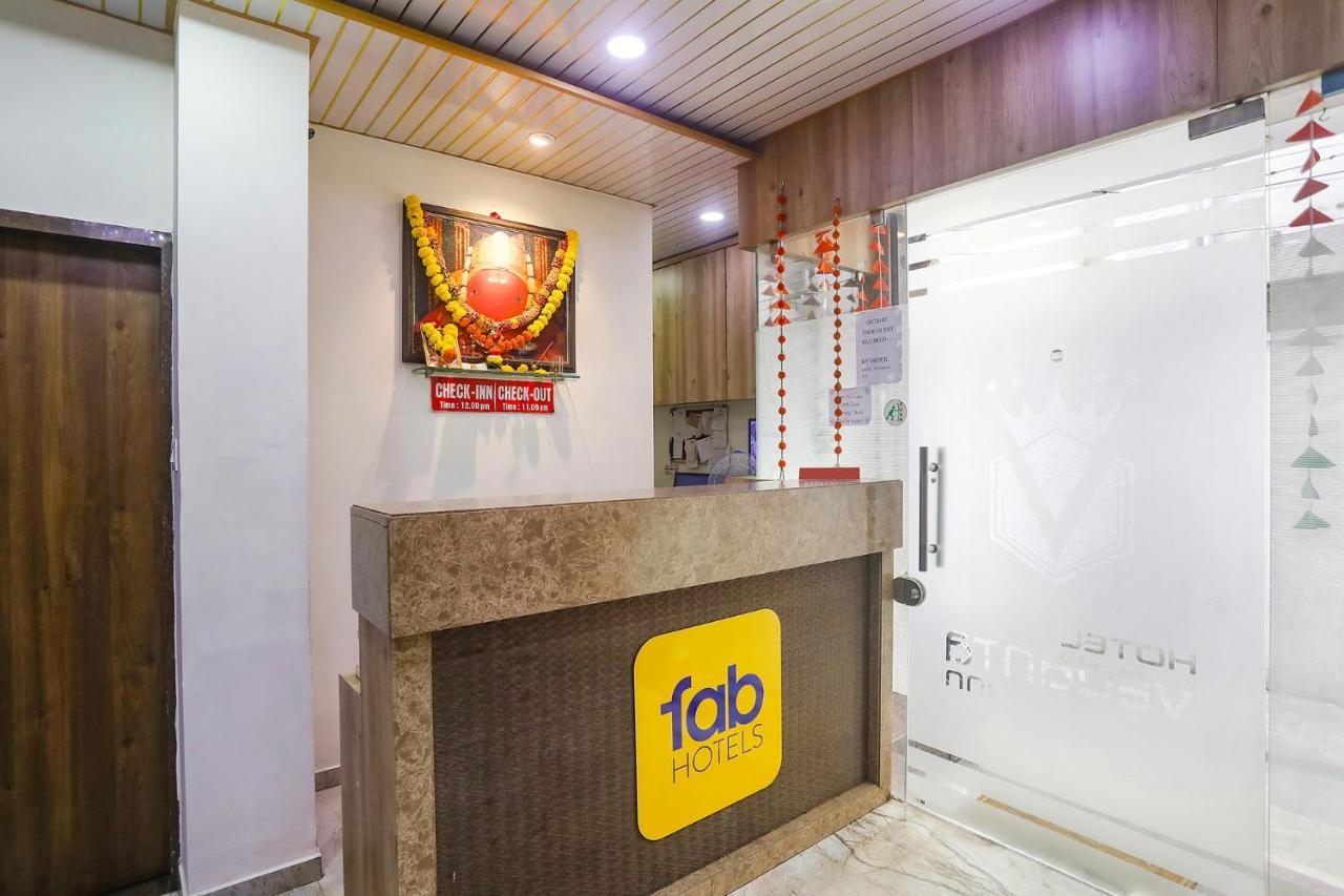 Fabhotel Vedanta Inn - Nr Sitabudli Fort ナーグプル エクステリア 写真